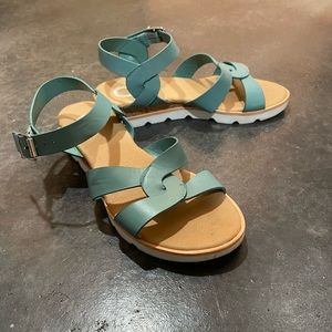 Women’s Blue Leather Sandals size 6